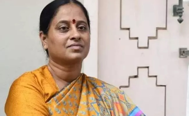 Surekha Sacked, Cries Foul but Won't Quit Congress